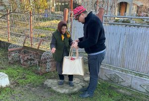 The joy of giving – support for the elderly in the parish of Hodărăști