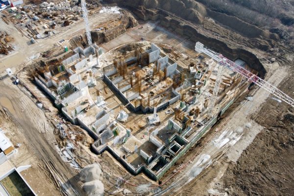 Construcție Biserica Sfânta Tecla București 1